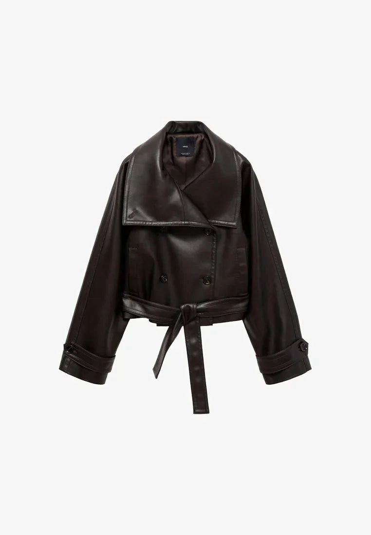 Ambre – The Iconic Belted Leather Look