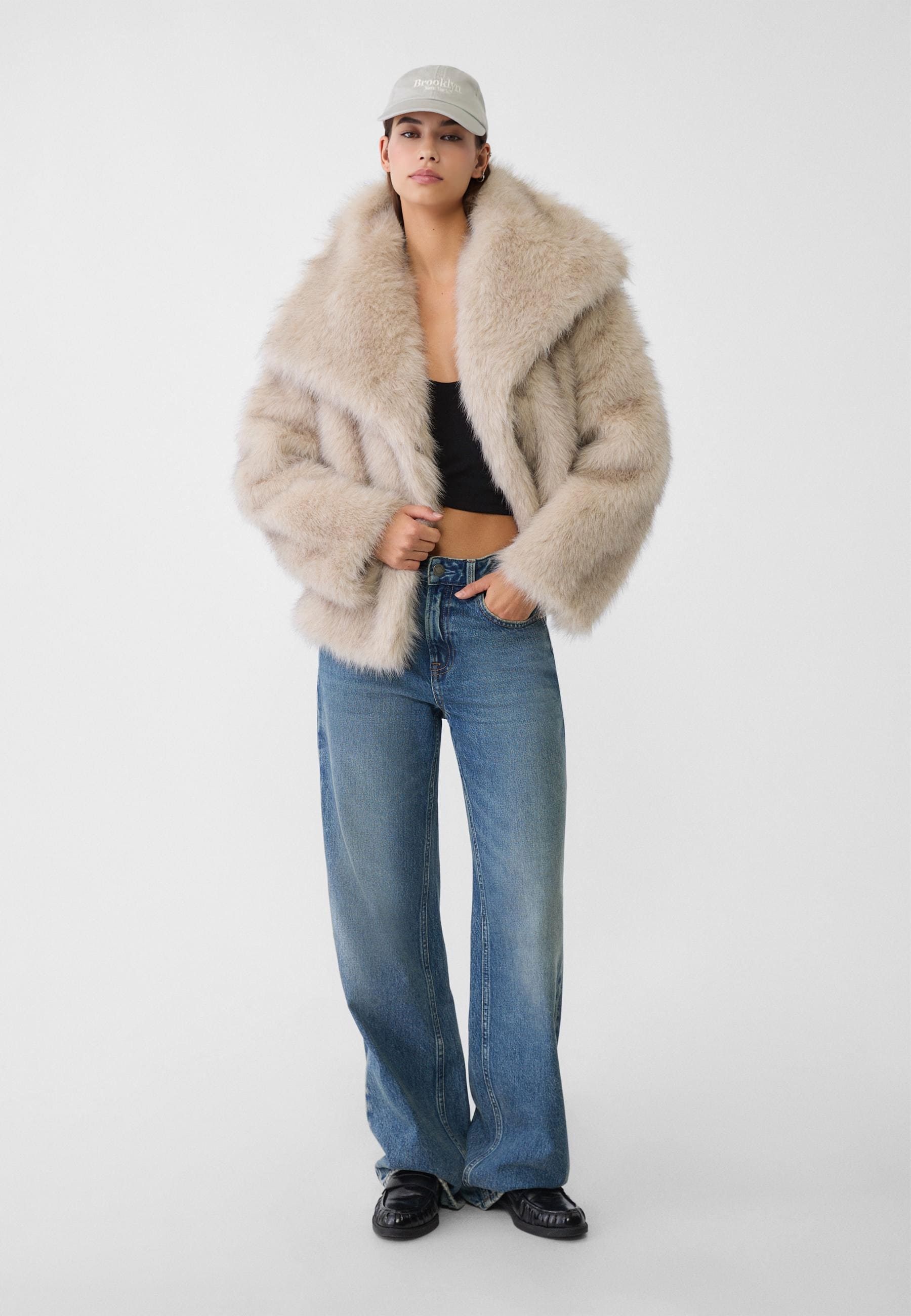 Lilyna – The Luxe Faux Fur Statement