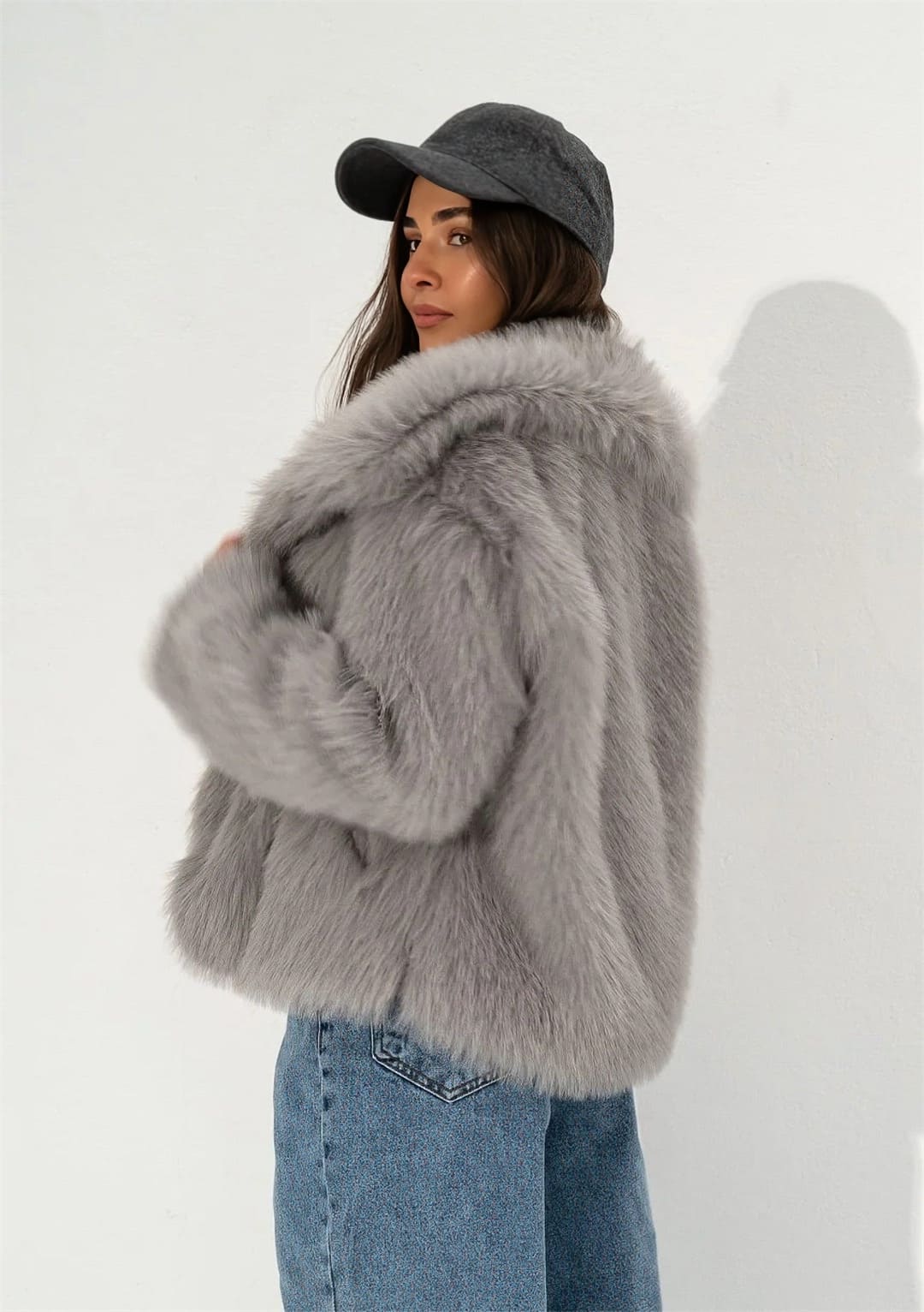 Lilyna – The Luxe Faux Fur Statement
