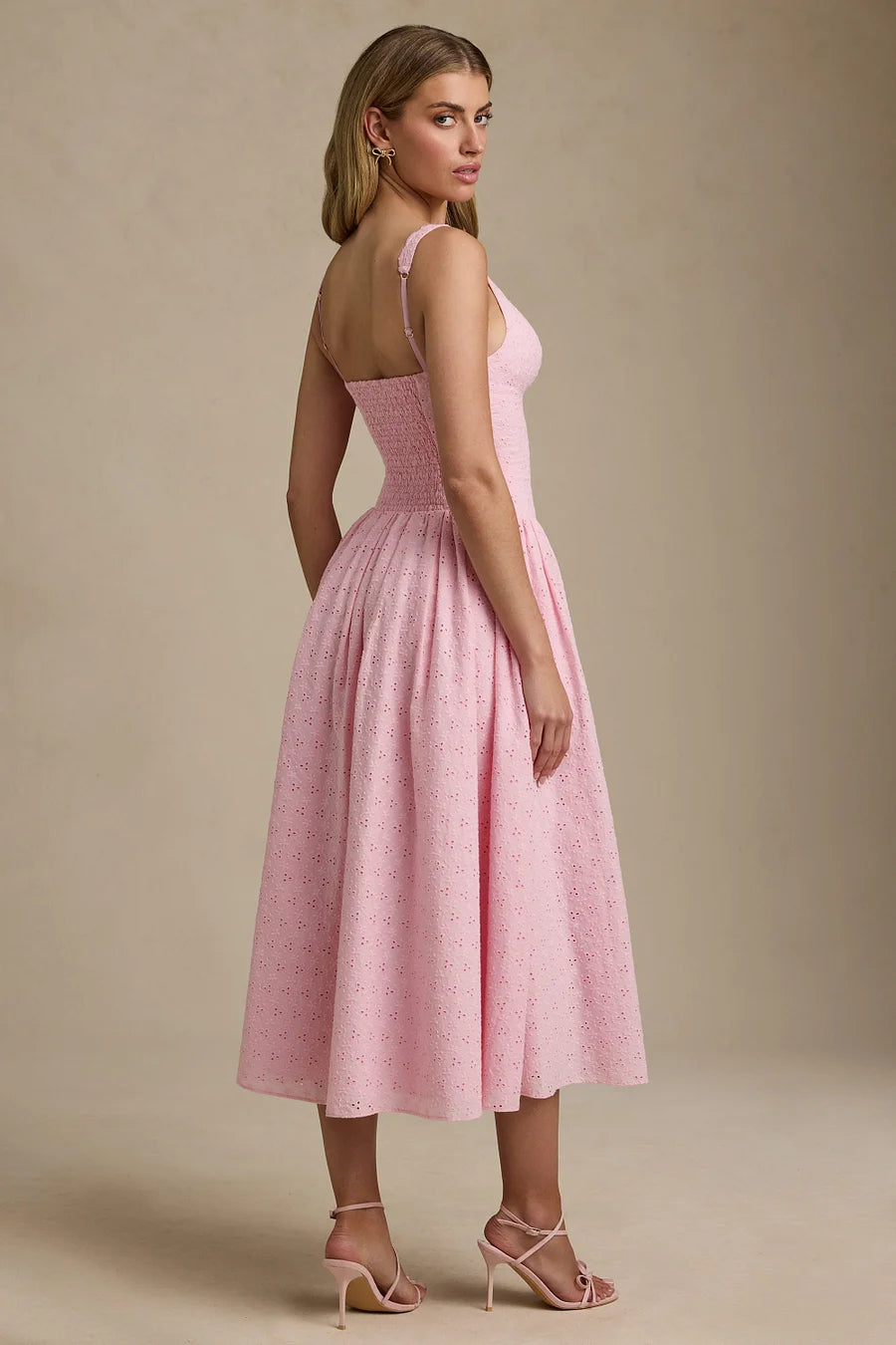 Elegante A-lijn midaxi-jurk met broderie Anglaise strikdetail (lichtroze)