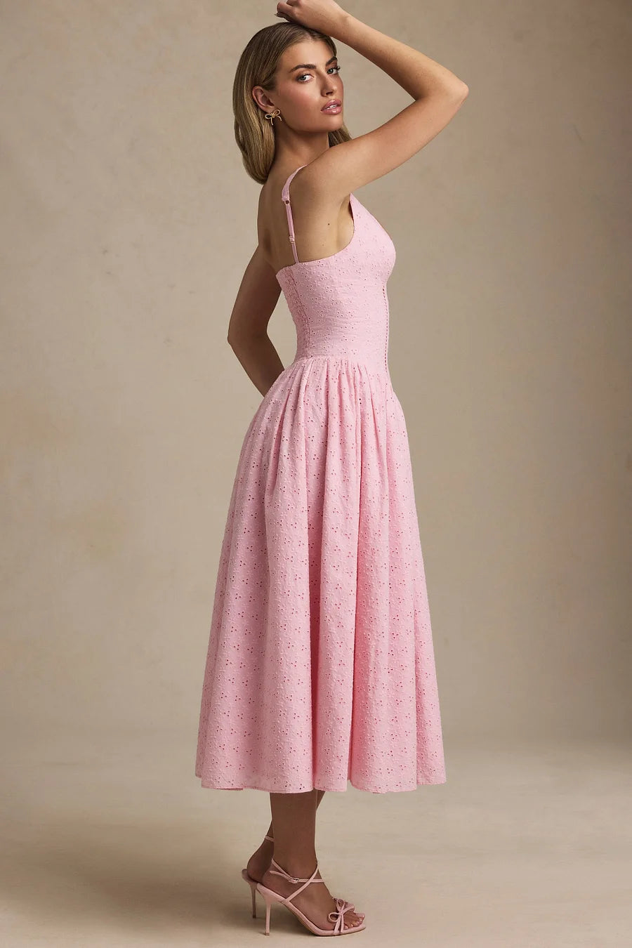 Elegante A-lijn midaxi-jurk met broderie Anglaise strikdetail (lichtroze)